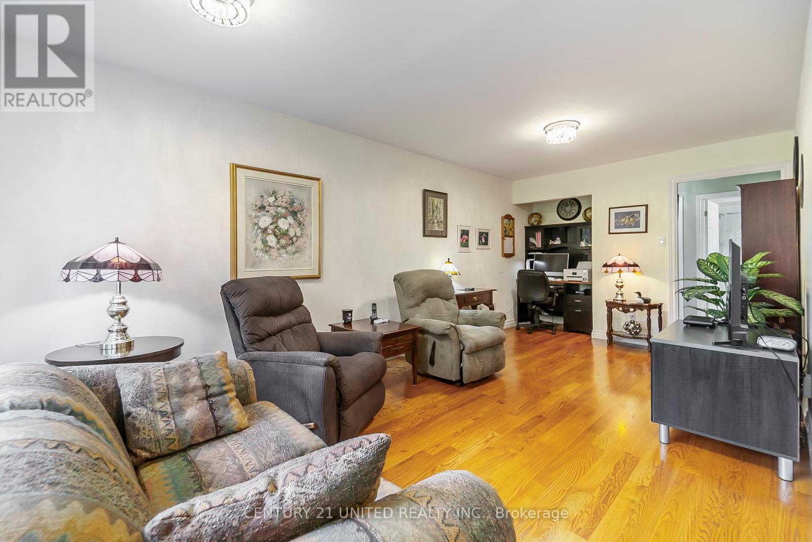 41 - 1121 Armour Road, Peterborough East (North), Ontario  K9H 7N8 - Photo 14 - X12350232