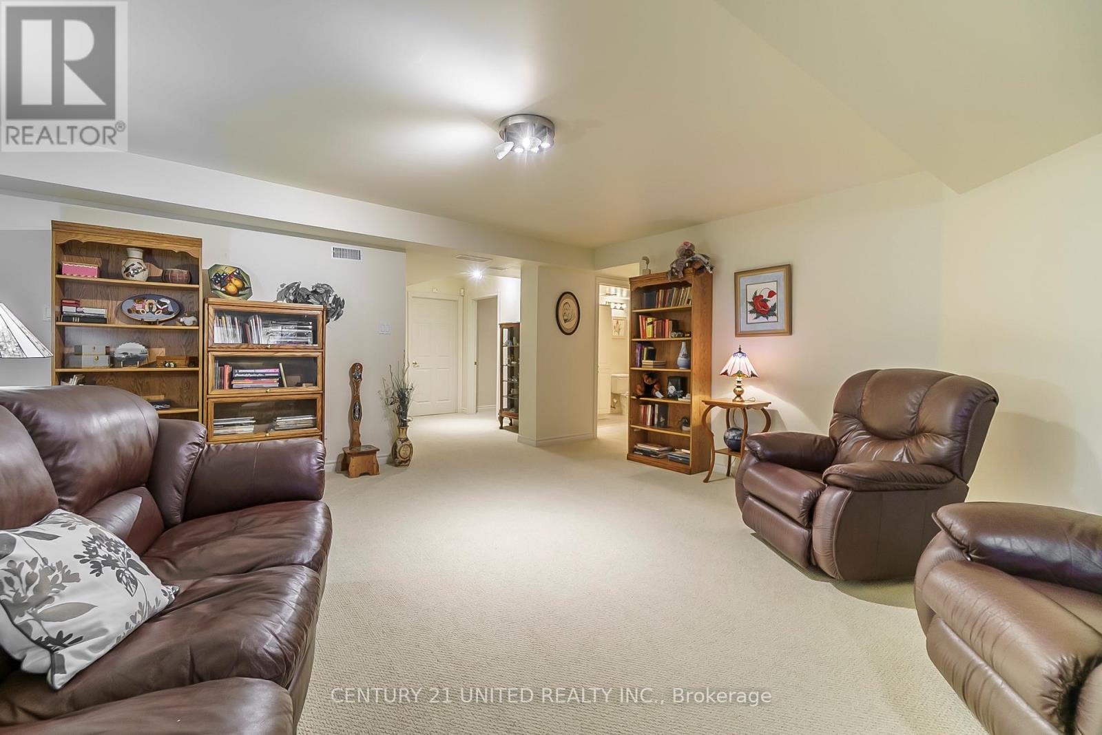 41 - 1121 Armour Road, Peterborough East (North), Ontario  K9H 7N8 - Photo 23 - X12350232