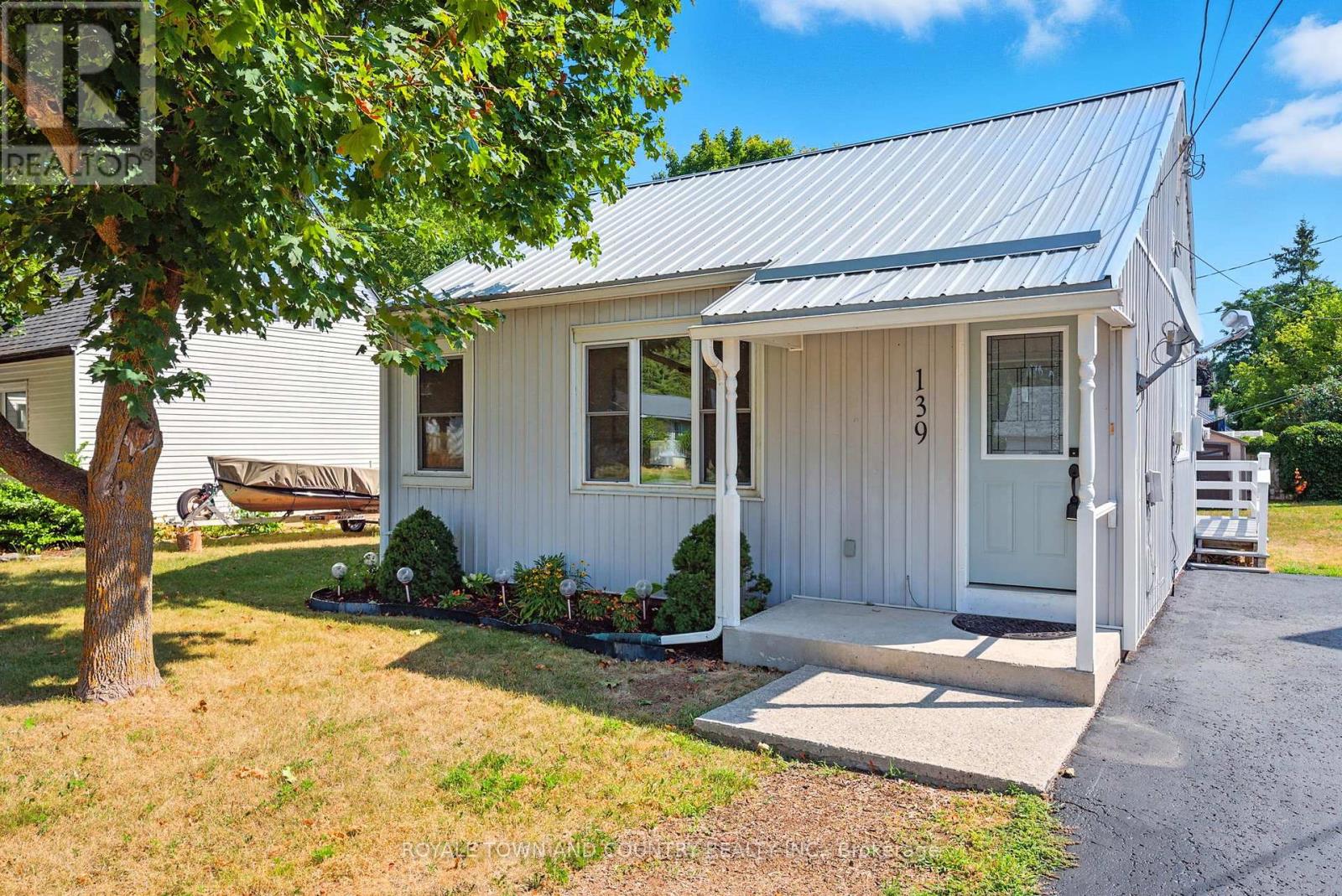 139 Centre Street, Trent Hills (Campbellford), Ontario  K0L 1L0 - Photo 2 - X12350275