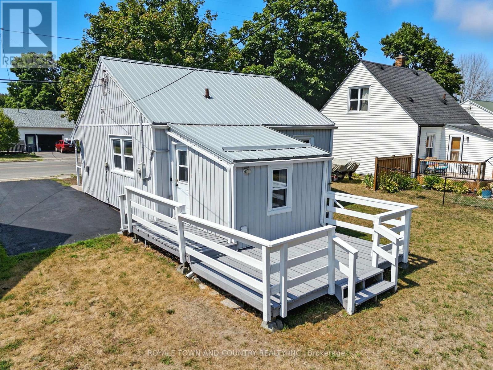 139 Centre Street, Trent Hills (Campbellford), Ontario  K0L 1L0 - Photo 38 - X12350275