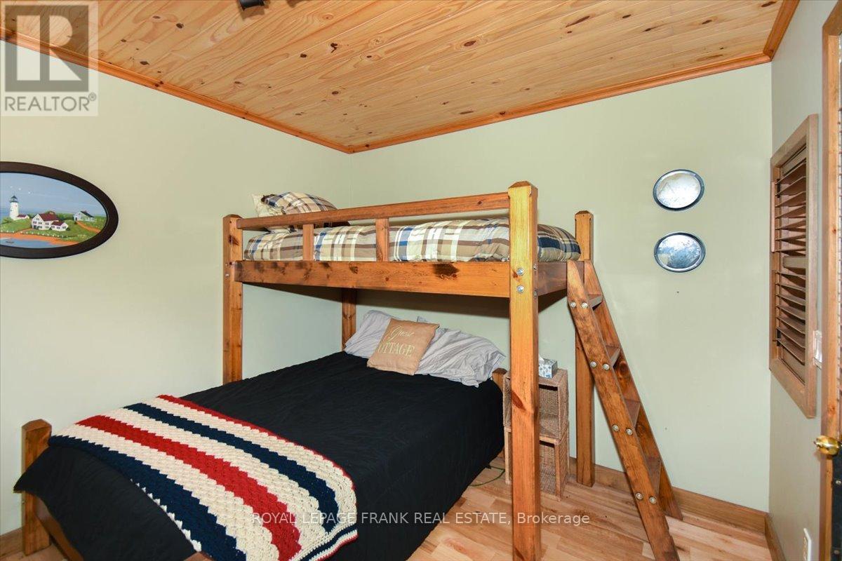355 West Diamond Lake Road, Hastings Highlands (Herschel Ward), Ontario  K0L 2A0 - Photo 31 - X12350391