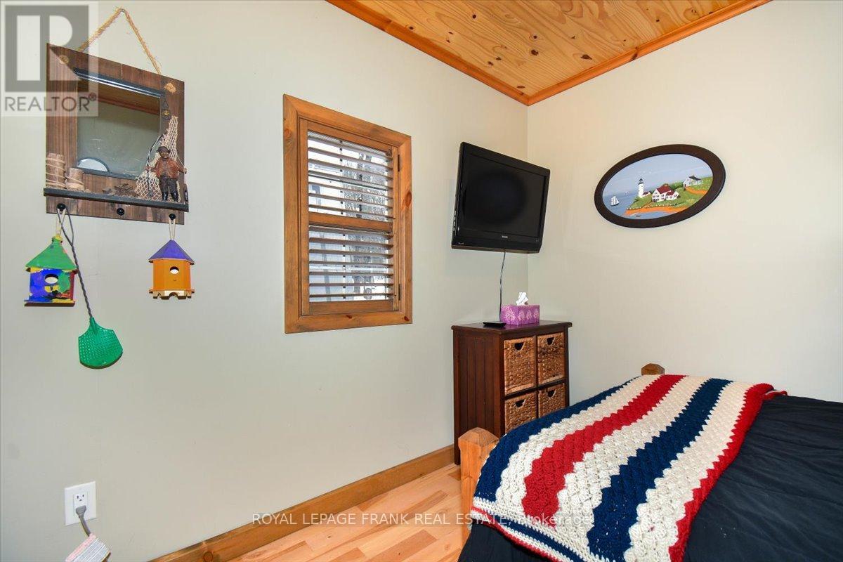 355 West Diamond Lake Road, Hastings Highlands (Herschel Ward), Ontario  K0L 2A0 - Photo 32 - X12350391