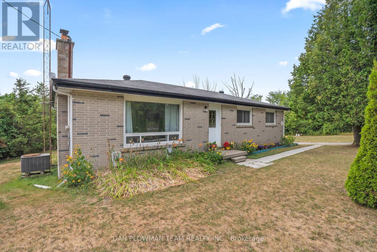 57 O'brien Road, Otonabee-South Monaghan, Ontario  K9J 6X7 - Photo 1 - X12350264