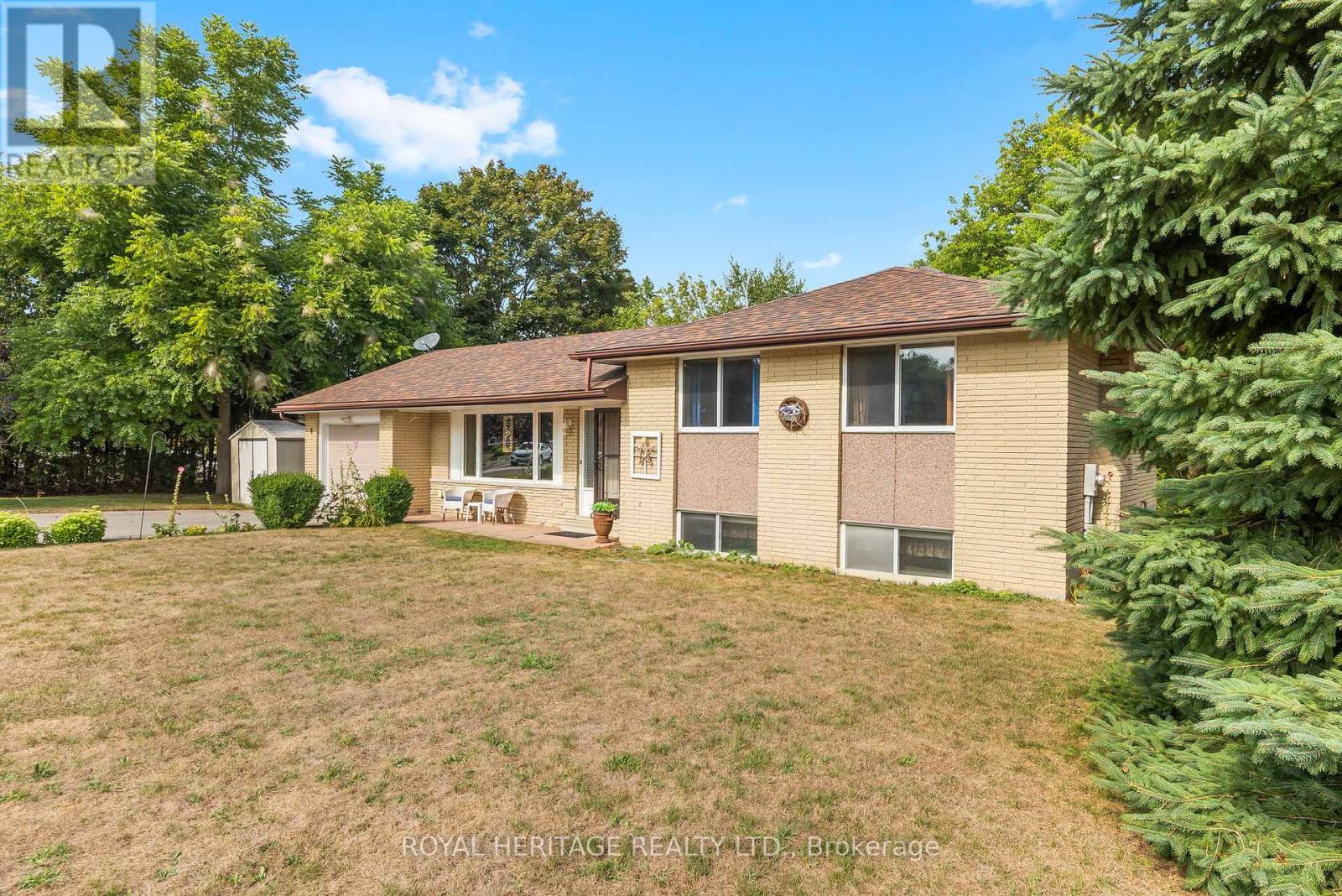 8 Lisa Court, Cavan Monaghan (Millbrook Village), Ontario  L0A 1G0 - Photo 2 - X12350446