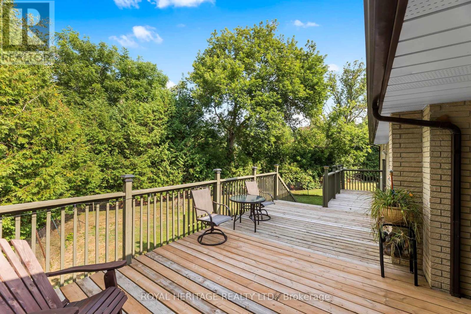 8 Lisa Court, Cavan Monaghan (Millbrook Village), Ontario  L0A 1G0 - Photo 6 - X12350446