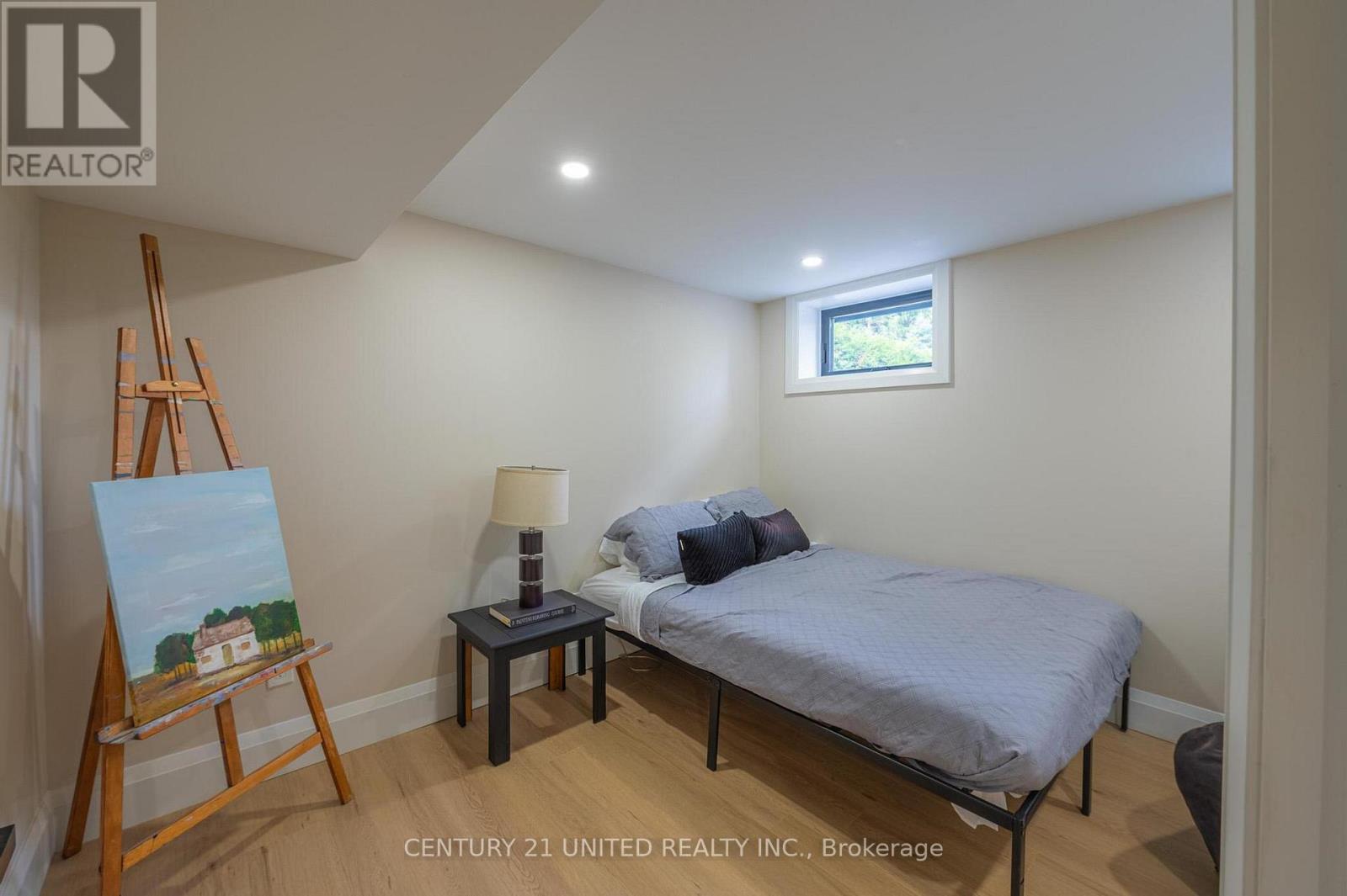 34 Edgewood Road, Peterborough West (North), Ontario  K9J 6V8 - Photo 35 - X12350762