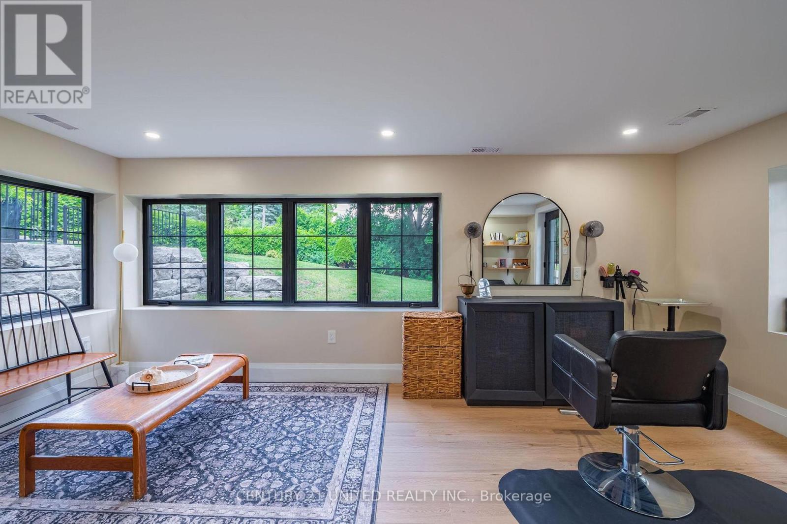 34 Edgewood Road, Peterborough West (North), Ontario  K9J 6V8 - Photo 38 - X12350762