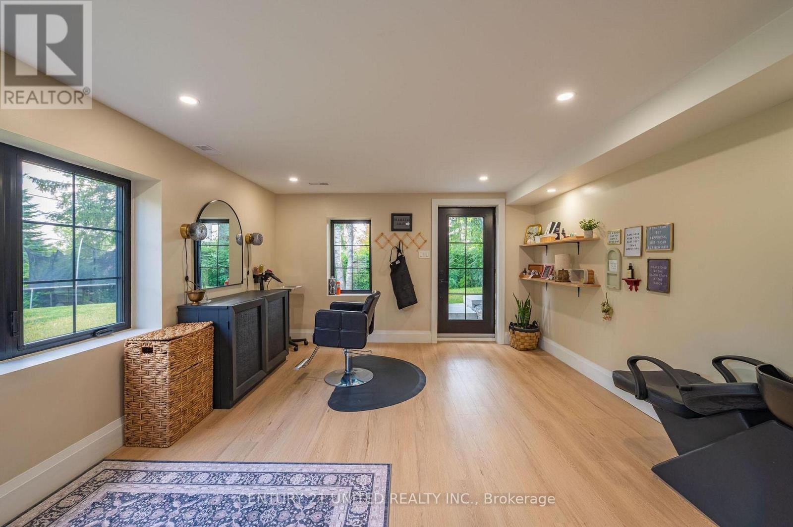 34 Edgewood Road, Peterborough West (North), Ontario  K9J 6V8 - Photo 39 - X12350762