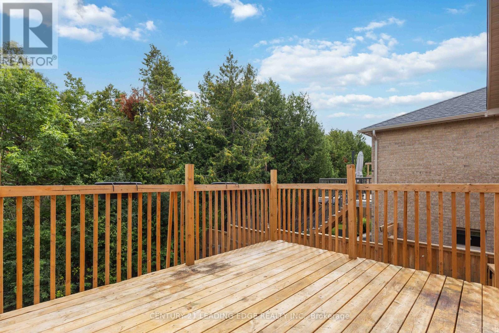 147 Springdale Drive, Kawartha Lakes (Lindsay), Ontario  K9V 0H9 - Photo 37 - X12350951