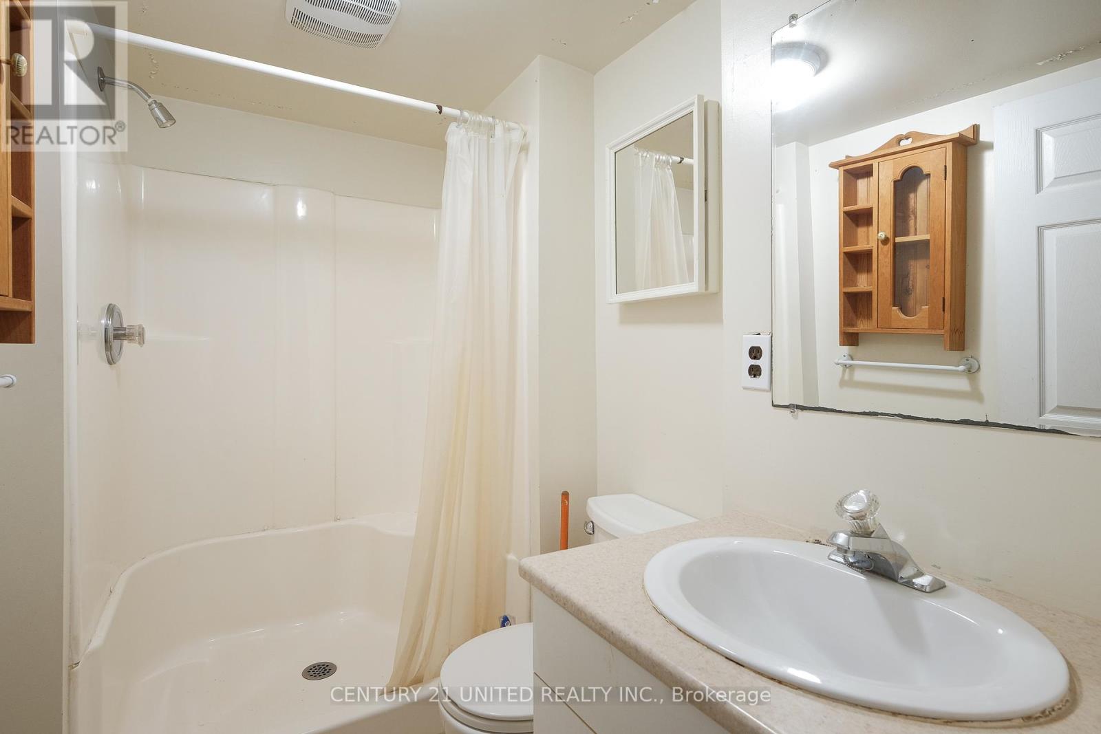 641 Bellaire Street, Peterborough South (West), Ontario  K9J 3Y5 - Photo 23 - X12351100