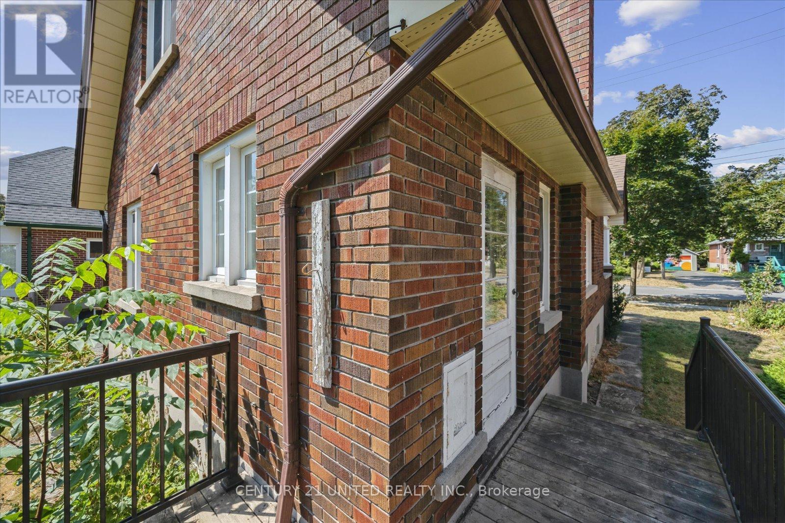 280 Mark Street, Peterborough East (Central), Ontario  K9H 1V4 - Photo 27 - X12351245