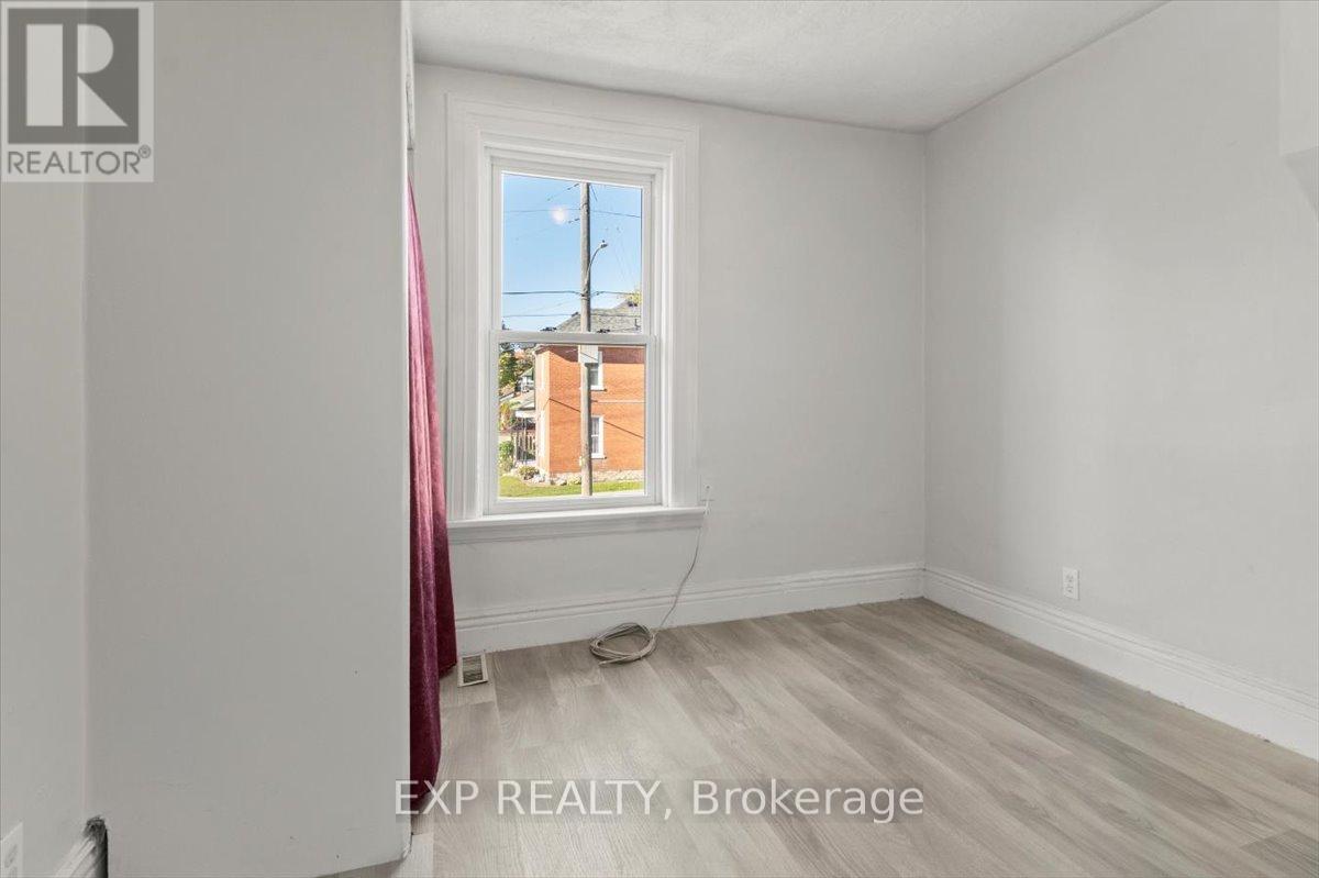 650 Armour Road, Peterborough East (Central), Ontario  K9H 1Z4 - Photo 19 - X12351578