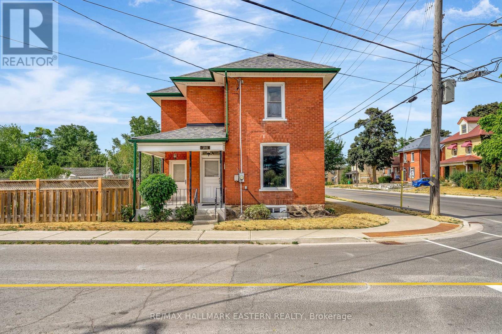 198 Hazlitt Street, Peterborough (Ashburnham Ward 4), Ontario  K9H 1L7 - Photo 1 - X12351649