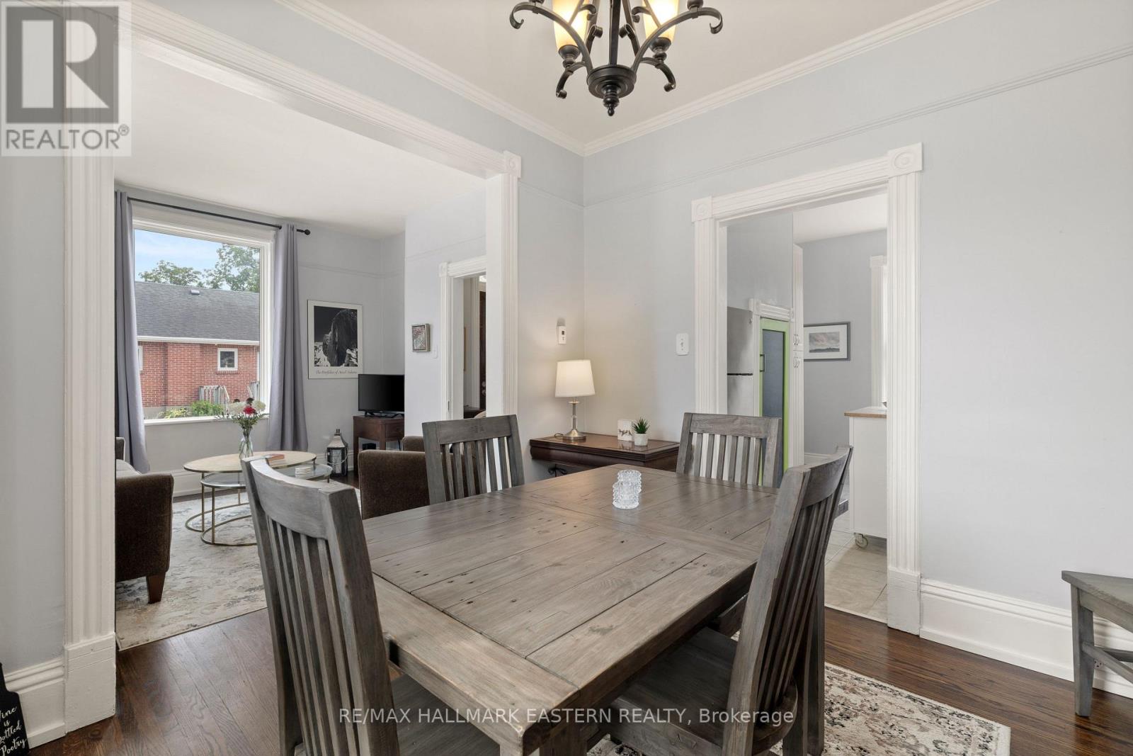 198 Hazlitt Street, Peterborough (Ashburnham Ward 4), Ontario  K9H 1L7 - Photo 10 - X12351649