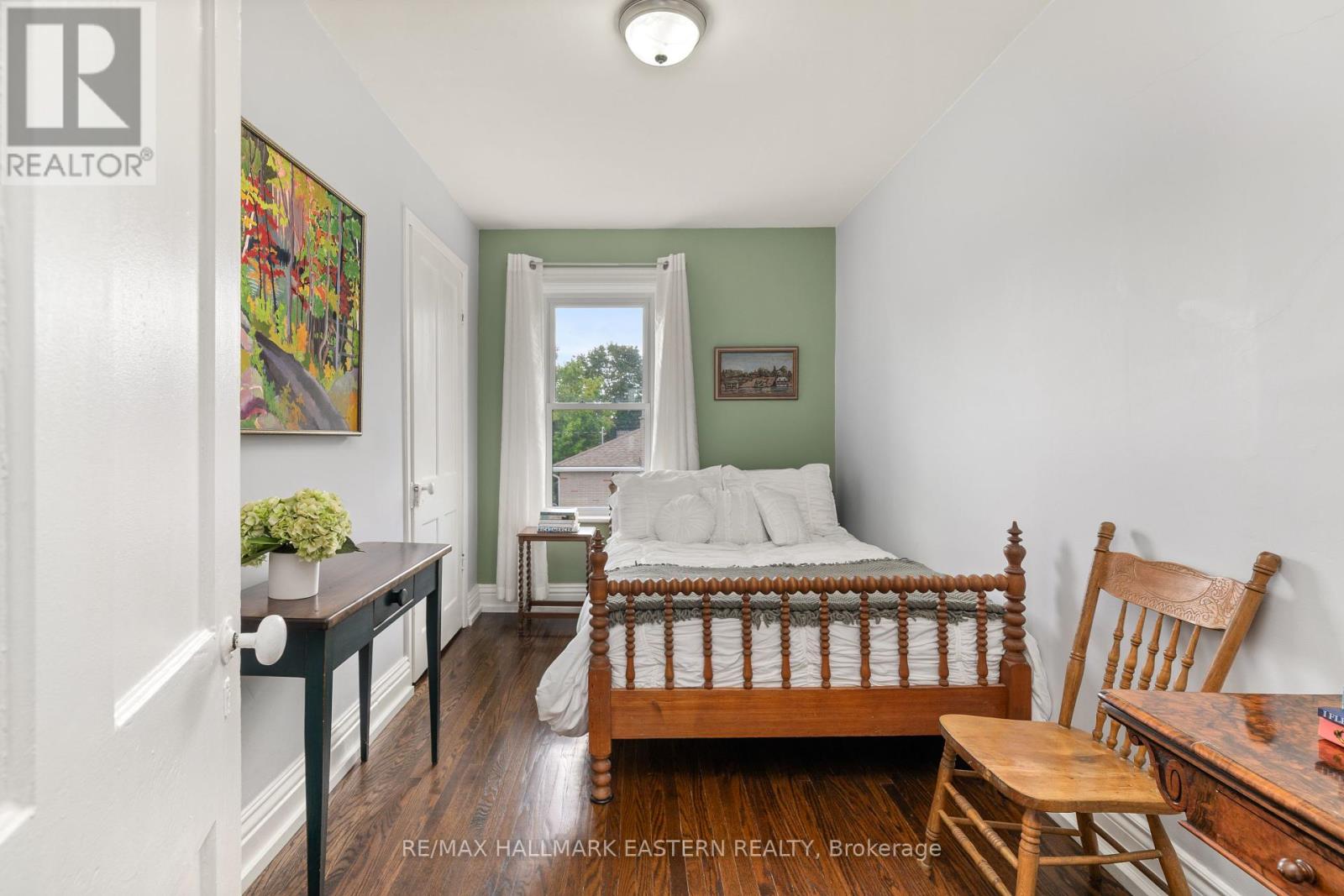198 Hazlitt Street, Peterborough (Ashburnham Ward 4), Ontario  K9H 1L7 - Photo 17 - X12351649
