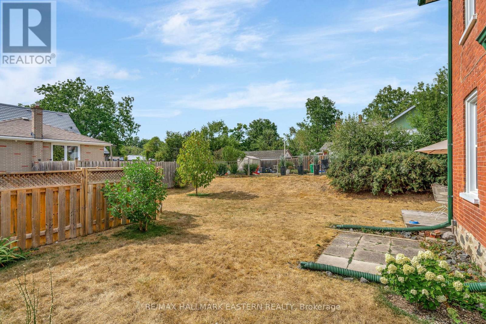 198 Hazlitt Street, Peterborough (Ashburnham Ward 4), Ontario  K9H 1L7 - Photo 28 - X12351649