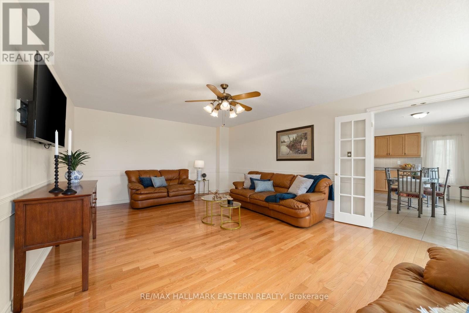 67 Sweetnam Drive, Kawartha Lakes (Lindsay), Ontario  K9V 0A7 - Photo 12 - X12351650