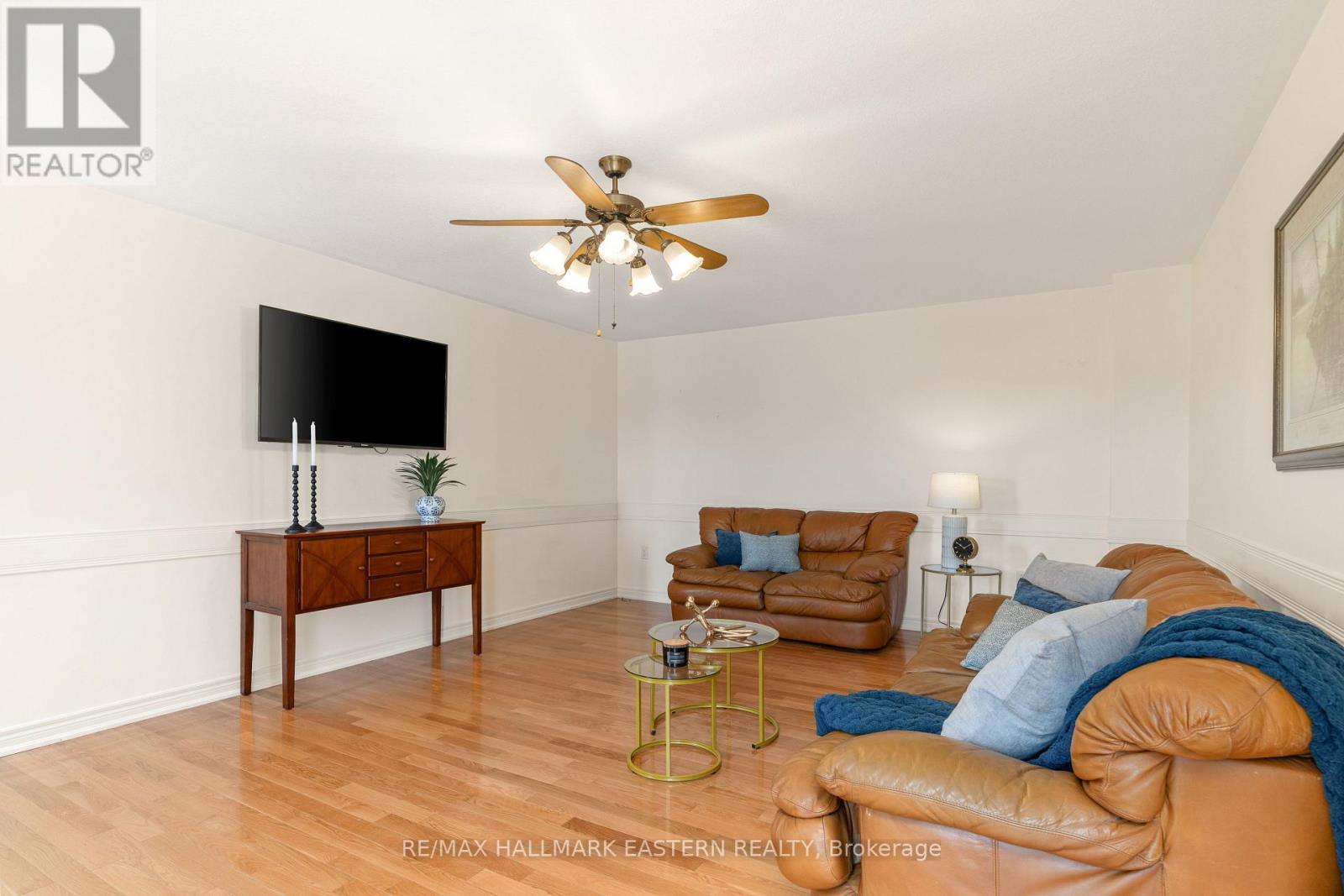 67 Sweetnam Drive, Kawartha Lakes (Lindsay), Ontario  K9V 0A7 - Photo 13 - X12351650