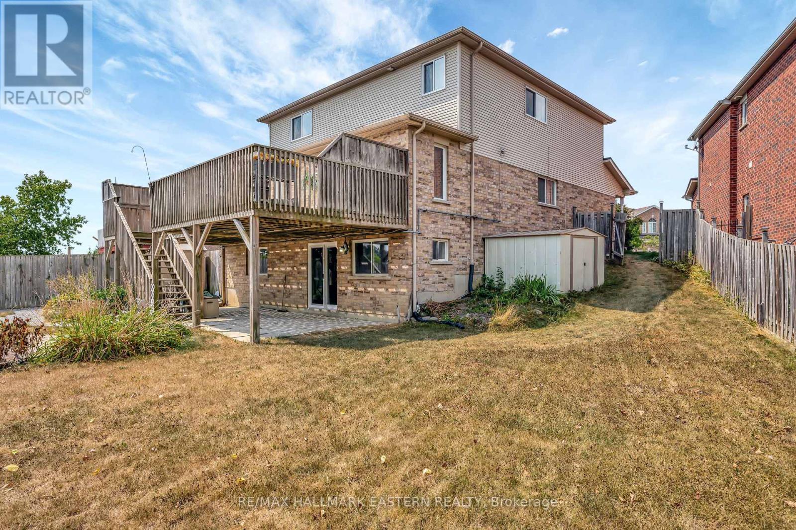 67 Sweetnam Drive, Kawartha Lakes (Lindsay), Ontario  K9V 0A7 - Photo 46 - X12351650
