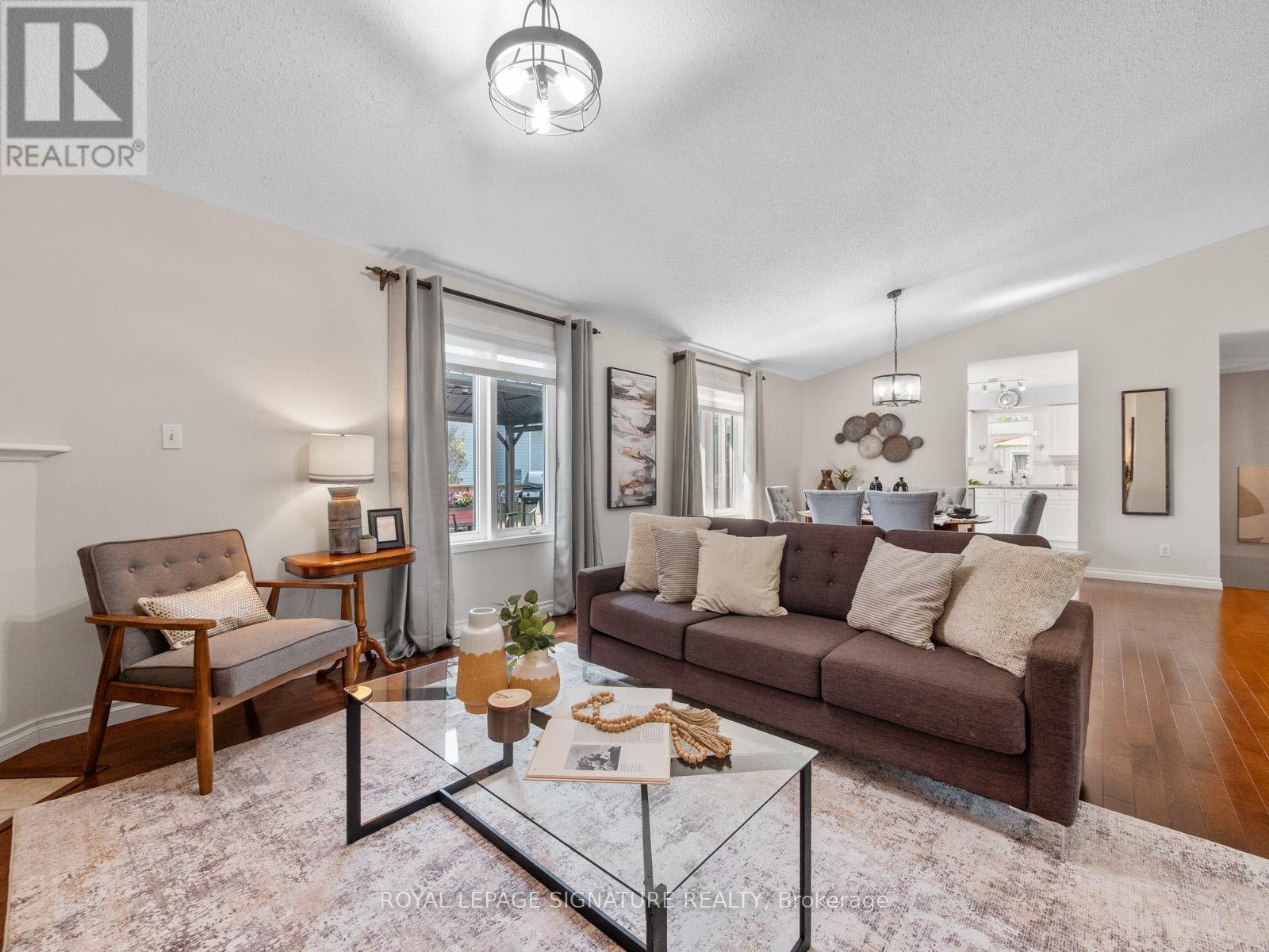 33 Steelhead Lane, Clarington (Newcastle), Ontario  L1B 1B3 - Photo 11 - E12351737