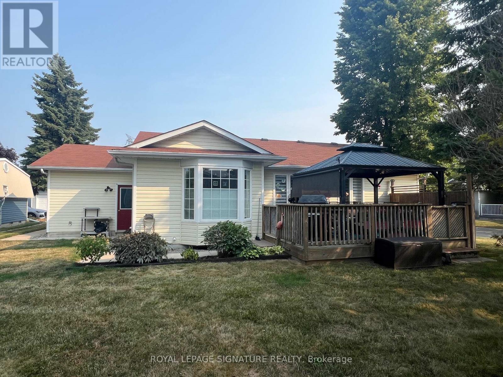 33 Steelhead Lane, Clarington (Newcastle), Ontario  L1B 1B3 - Photo 4 - E12351737