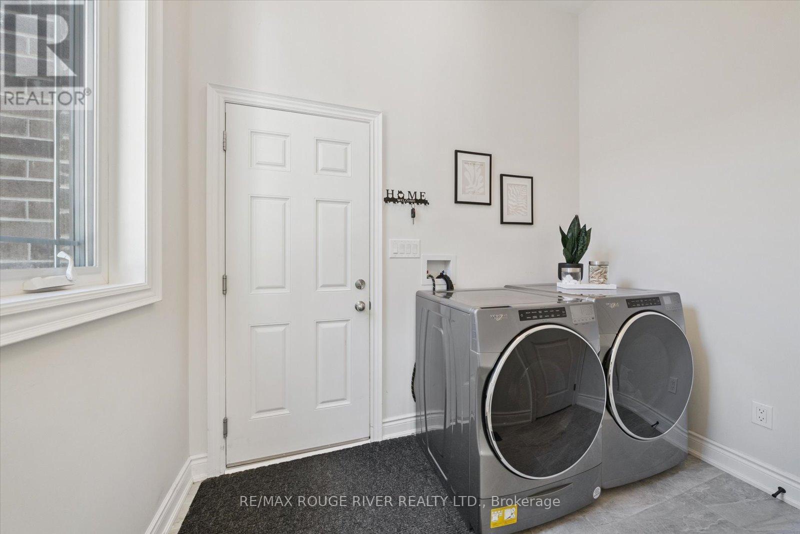 1093 Rippingale Trail, Peterborough (Northcrest Ward 5), Ontario  K9H 0C4 - Photo 13 - X12352093