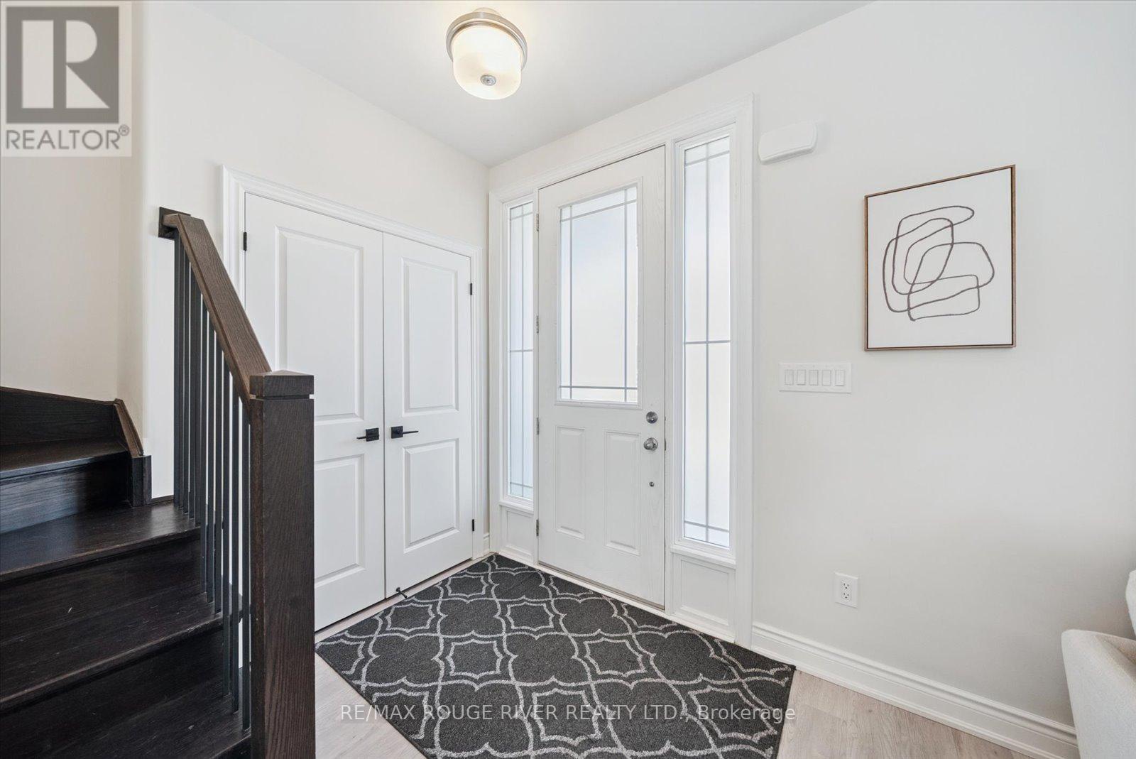 1093 Rippingale Trail, Peterborough (Northcrest Ward 5), Ontario  K9H 0C4 - Photo 3 - X12352093