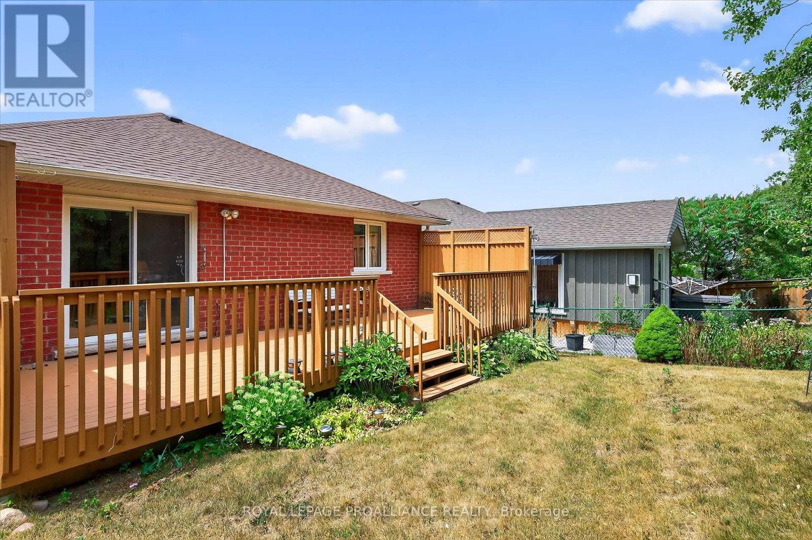 337 Bianco Crescent, Peterborough West (North), Ontario  K9K 0A5 - Photo 22 - X12352408