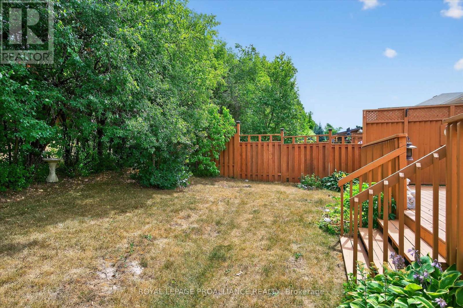 337 Bianco Crescent, Peterborough West (North), Ontario  K9K 0A5 - Photo 24 - X12352408