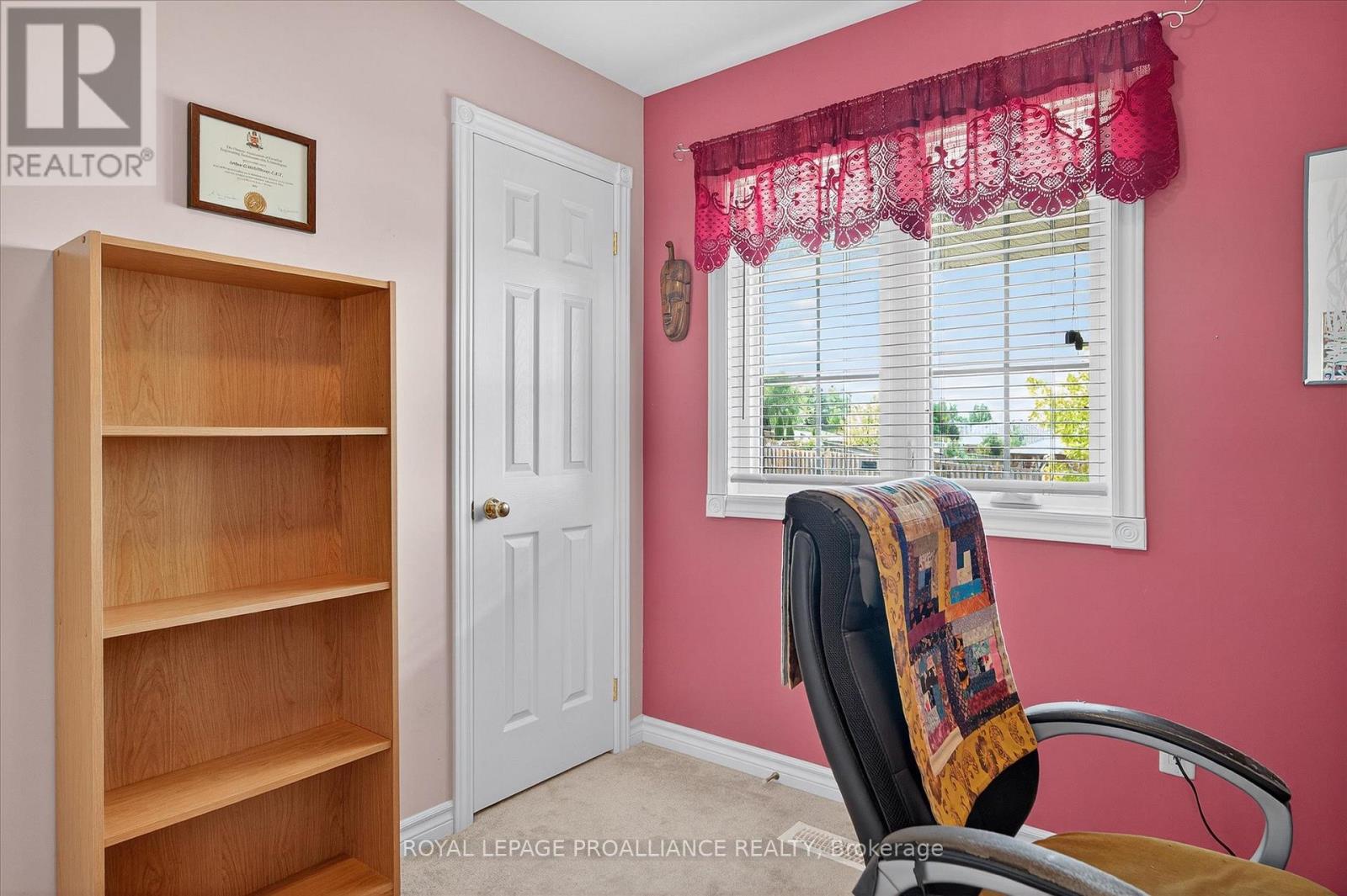 337 Bianco Crescent, Peterborough West (North), Ontario  K9K 0A5 - Photo 35 - X12352408