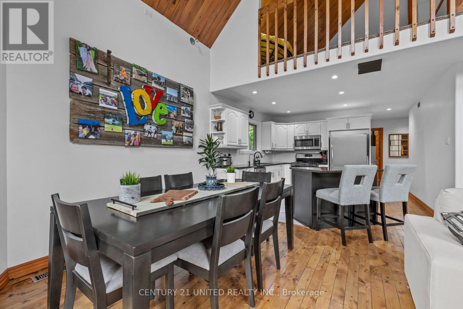 113 Sugarbush Boulevard, Trent Lakes, Ontario  K0L 1J0 - Photo 7 - X12352431
