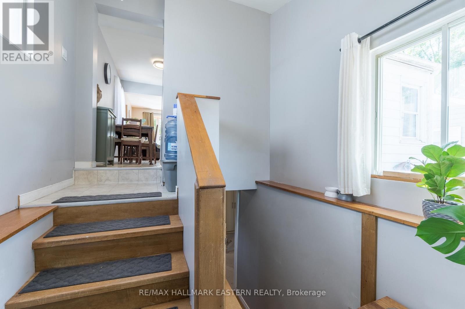 748 New Romaine Street, Peterborough (Otonabee Ward 1), Ontario  K9J 2E9 - Photo 31 - X12352462