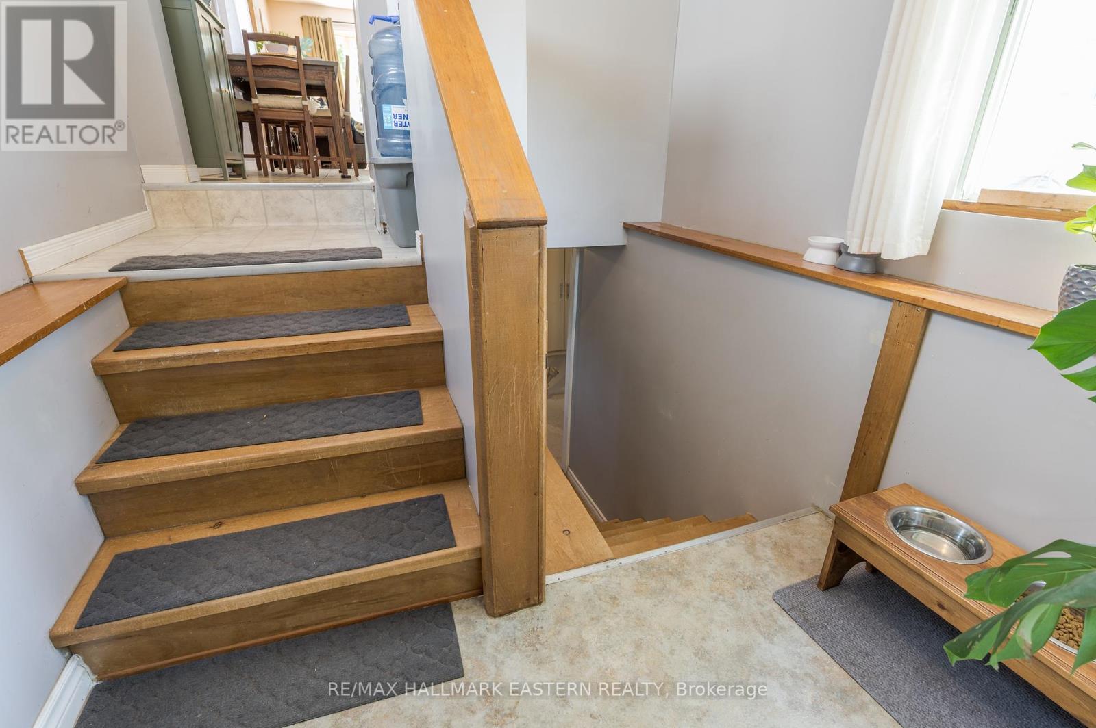 748 New Romaine Street, Peterborough (Otonabee Ward 1), Ontario  K9J 2E9 - Photo 32 - X12352462