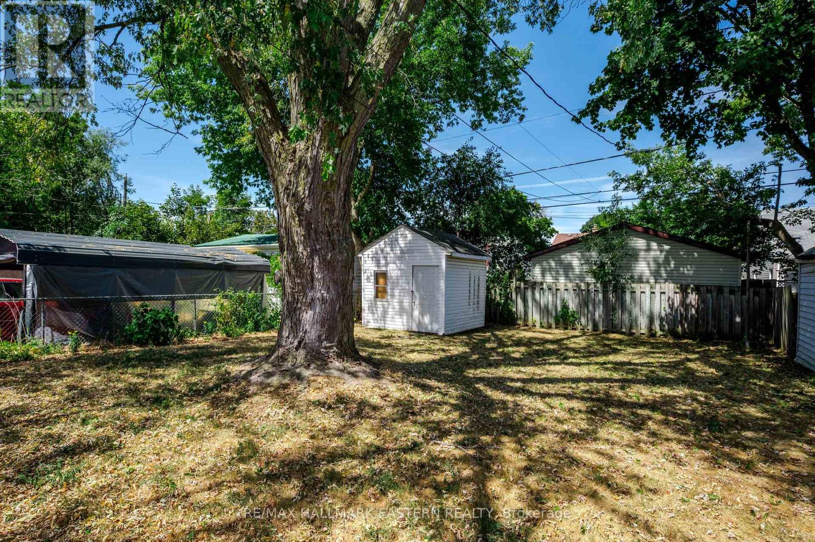 748 New Romaine Street, Peterborough (Otonabee Ward 1), Ontario  K9J 2E9 - Photo 36 - X12352462