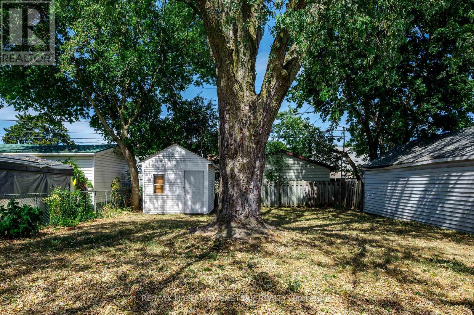 748 New Romaine Street, Peterborough (Otonabee Ward 1), Ontario  K9J 2E9 - Photo 40 - X12352462