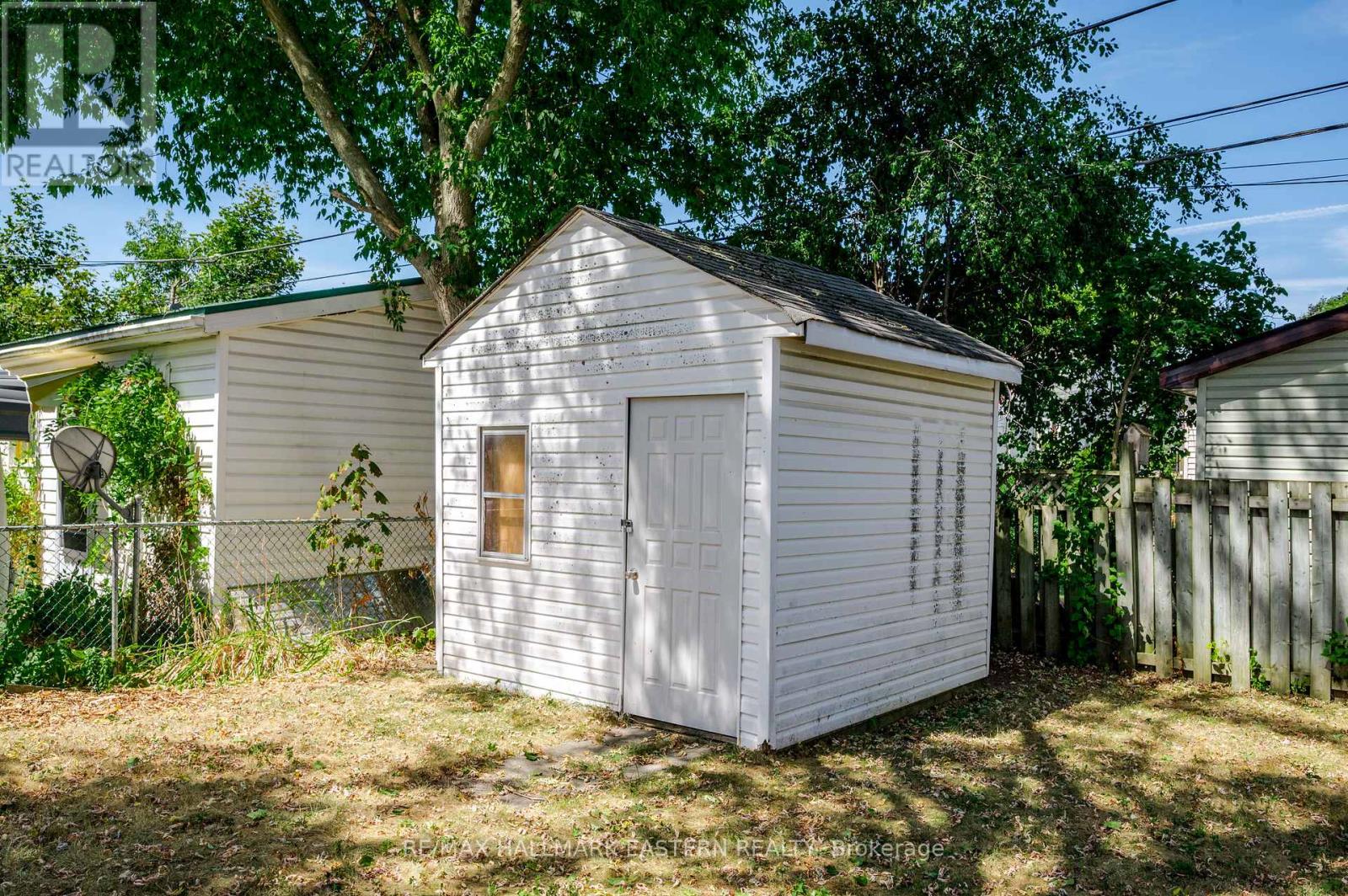 748 New Romaine Street, Peterborough (Otonabee Ward 1), Ontario  K9J 2E9 - Photo 45 - X12352462