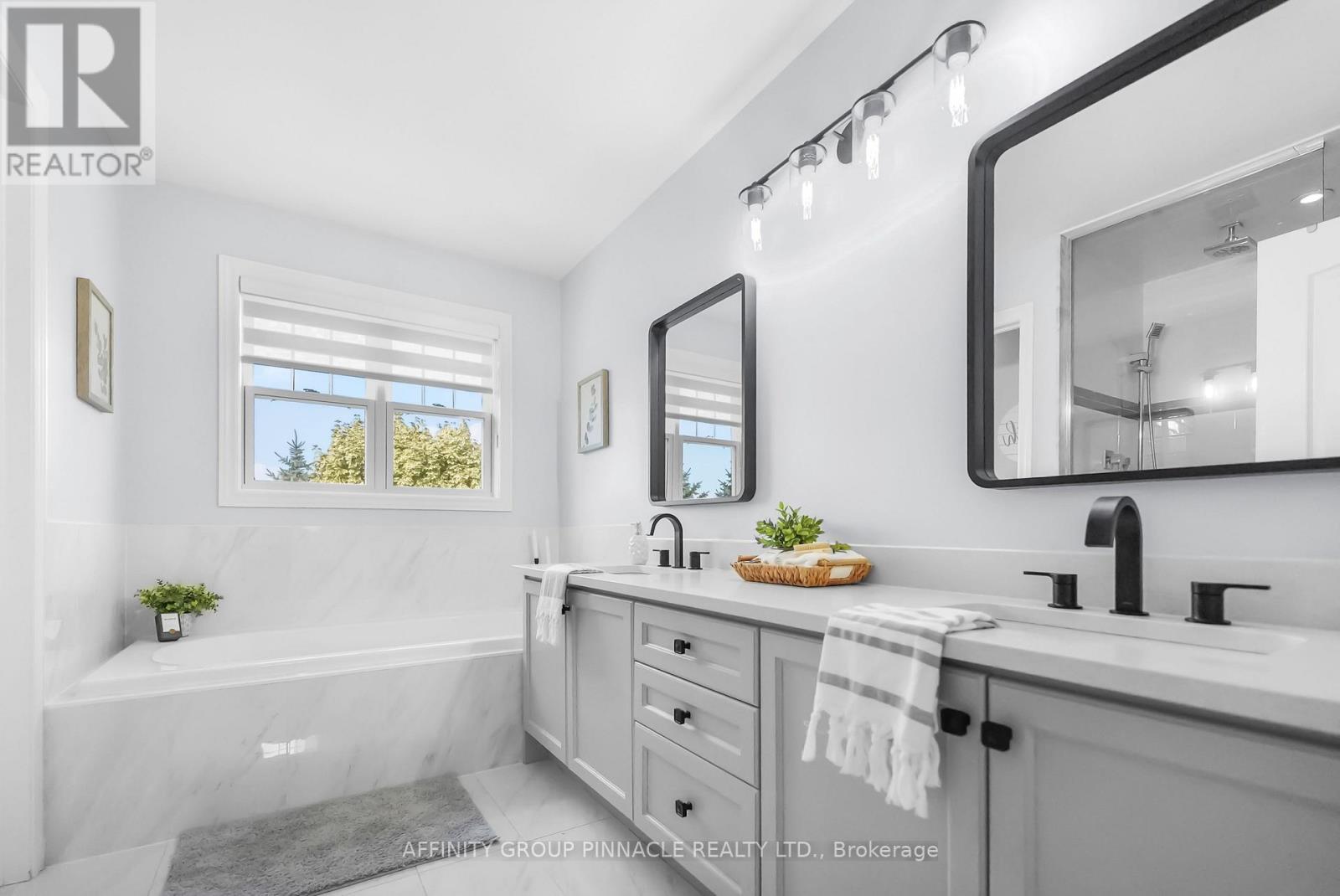 7 Brackendale Trail, Kawartha Lakes (Lindsay), Ontario  K9V 0M2 - Photo 20 - X12352512