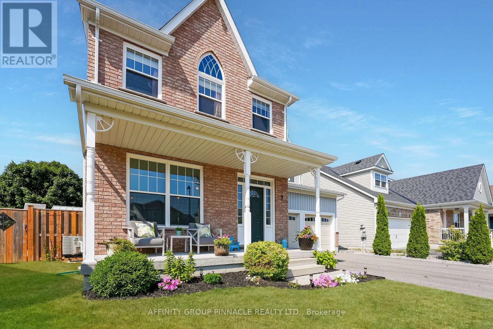 7 Brackendale Trail, Kawartha Lakes (Lindsay), Ontario  K9V 0M2 - Photo 3 - X12352512