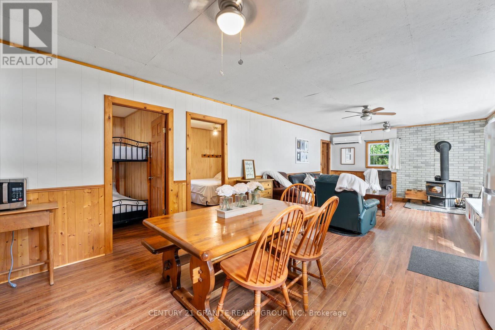 920 Papineau Lake Road, Hastings Highlands (Wicklow Ward), Ontario  K0L 2R0 - Photo 11 - X12352716