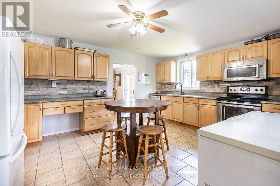 4792 Hwy 7, Douro-Dummer, Ontario  K0L 2V0 - Photo 22 - X12352794