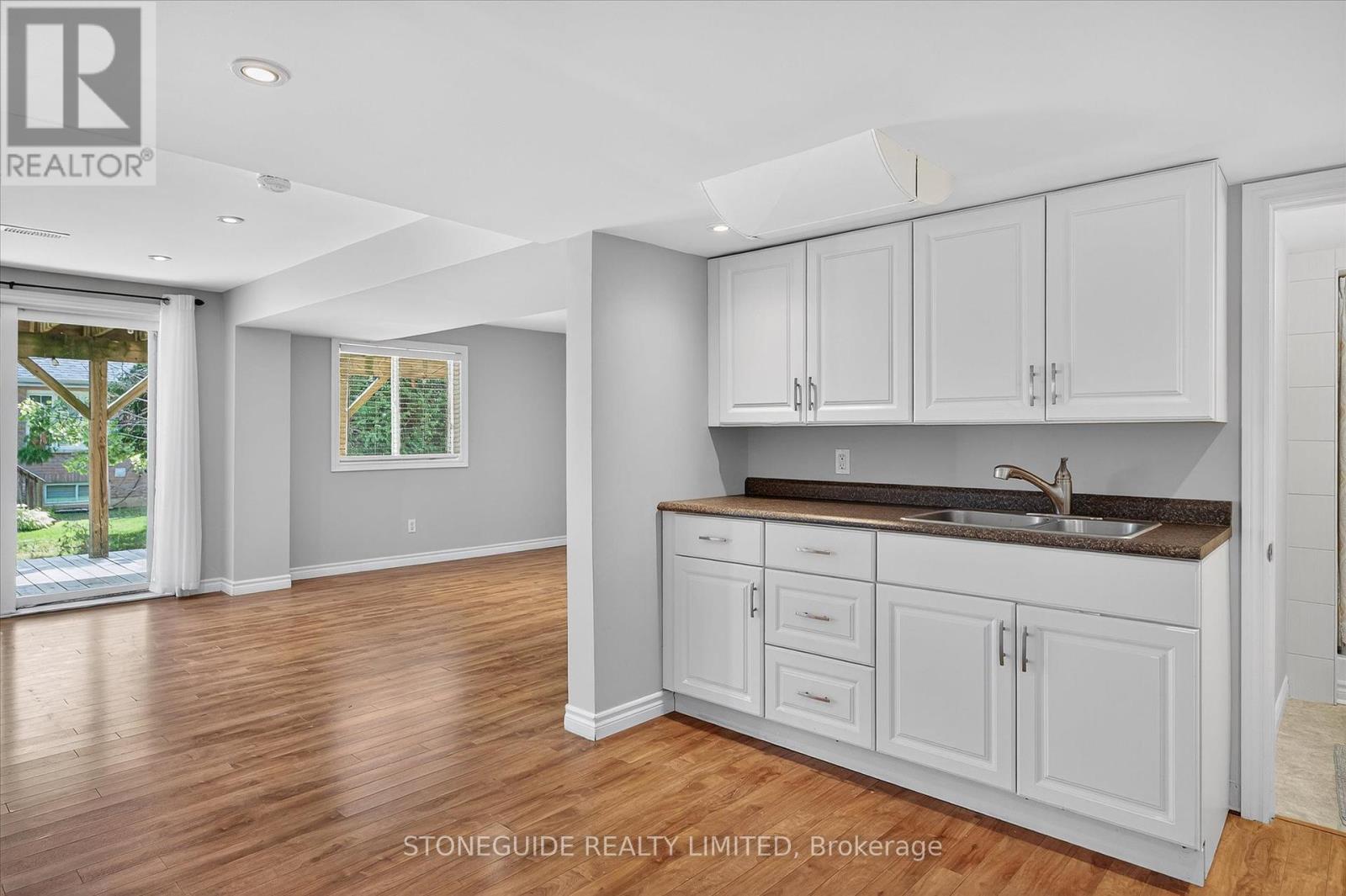 1726 Ravenwood Drive, Peterborough (Monaghan Ward 2), Ontario  K9K 2P6 - Photo 43 - X12352856