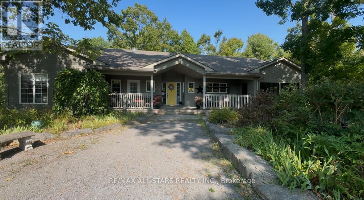 536 Golf Course Road, Douro-Dummer, Ontario  K0L 2H0 - Photo 1 - X12352873