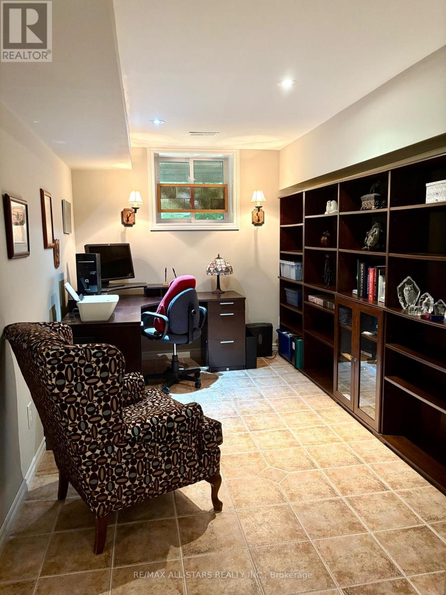 536 Golf Course Road, Douro-Dummer, Ontario  K0L 2H0 - Photo 24 - X12352873