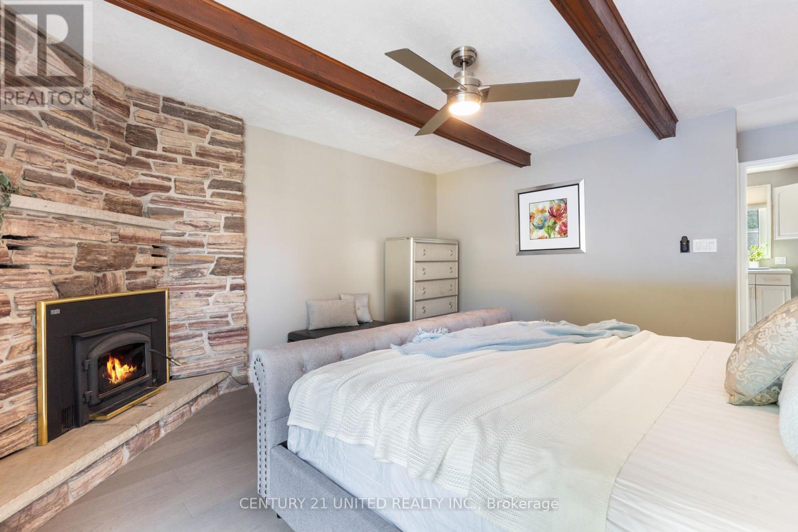 1143 Connaught Drive, Selwyn, Ontario  K0L 1T0 - Photo 23 - X12352991
