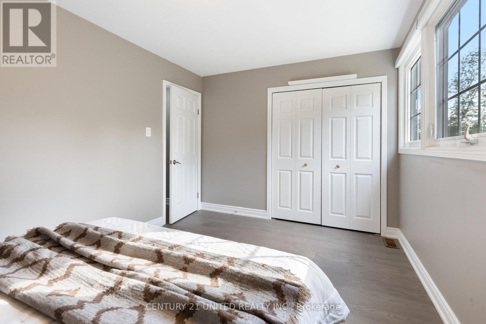 1143 Connaught Drive, Selwyn, Ontario  K0L 1T0 - Photo 34 - X12352991