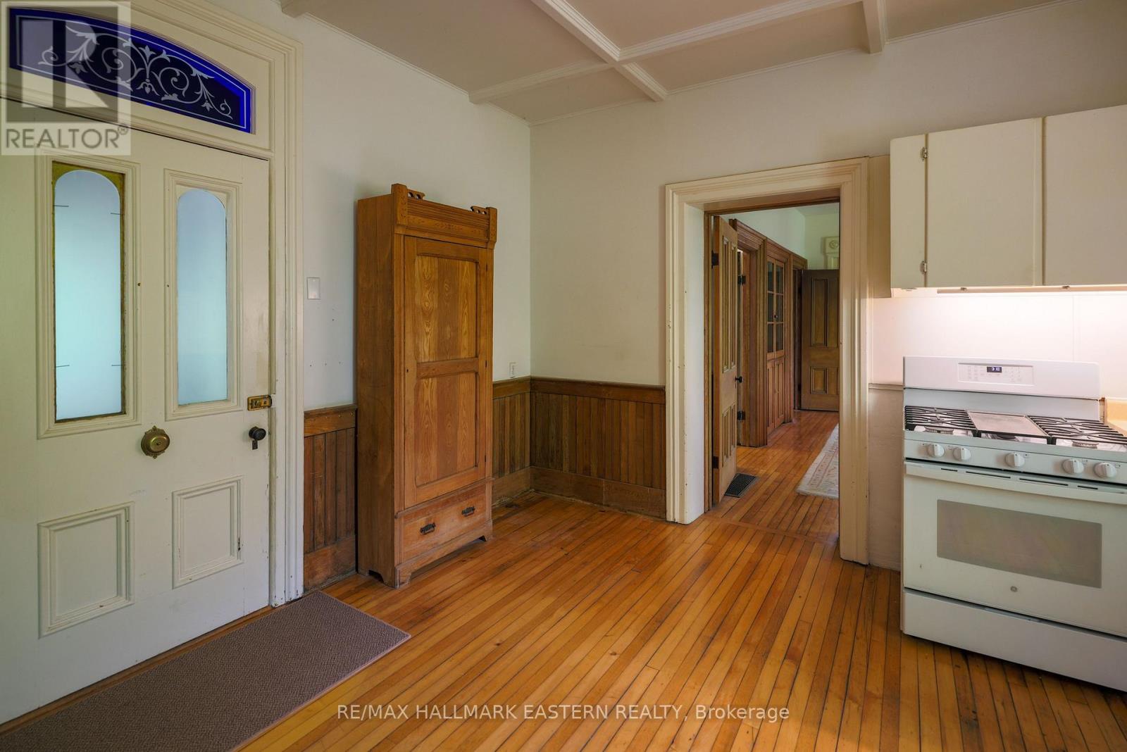 4372 County Road 29, Douro-Dummer, Ontario  K0L 2H0 - Photo 11 - X12353098