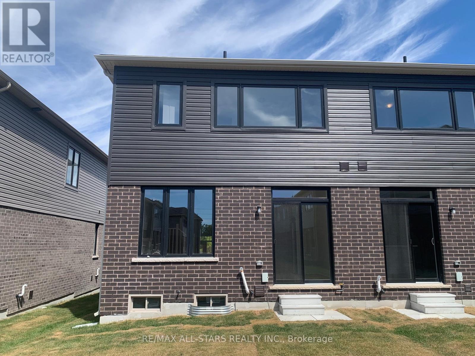 66 Hickey Lane, Kawartha Lakes (Lindsay), Ontario  K9V 5V7 - Photo 28 - X12353599
