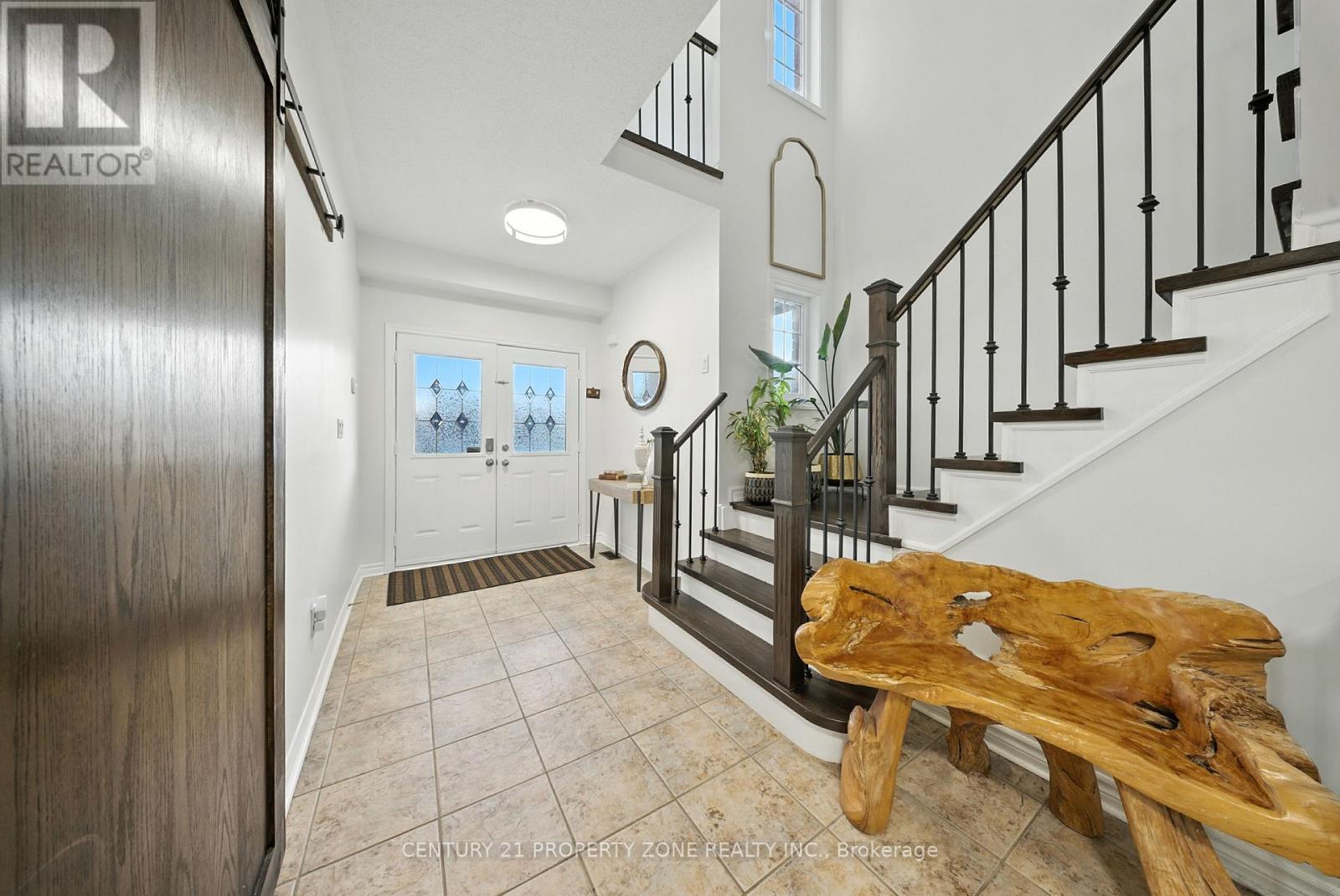 652 Tully Crescent, Peterborough West (North), Ontario  K9K 0A9 - Photo 9 - X12353699