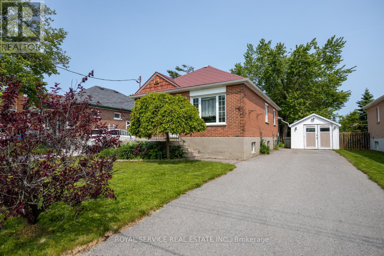388 Dublin Street, Peterborough (Town Ward 3), Ontario  K9H 3C9 - Photo 1 - X12353908