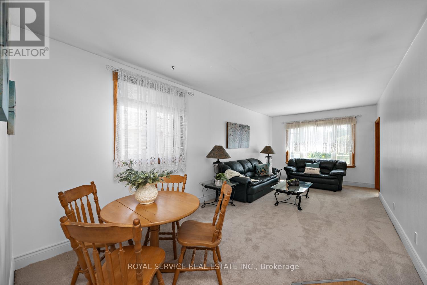 388 Dublin Street, Peterborough (Town Ward 3), Ontario  K9H 3C9 - Photo 10 - X12353908